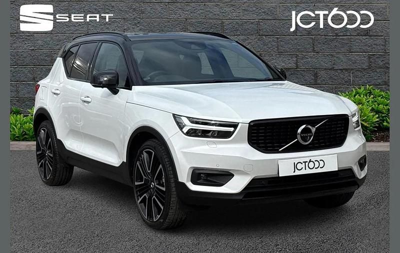 Used Volvo XC40 R-Design Pro 247 HP (181 kW) 2021 White SUV