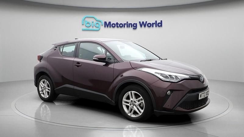 Mauve/purple Used 2022 Toyota C-HR SUV | £17,500 (Good price) - Image 1/4