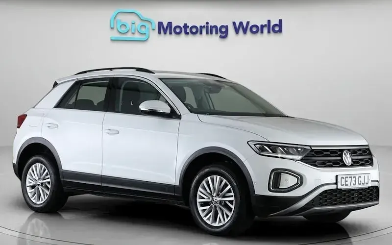 Begagnad VW T-Roc Life 150 HK (110 kW) 2025 SUV