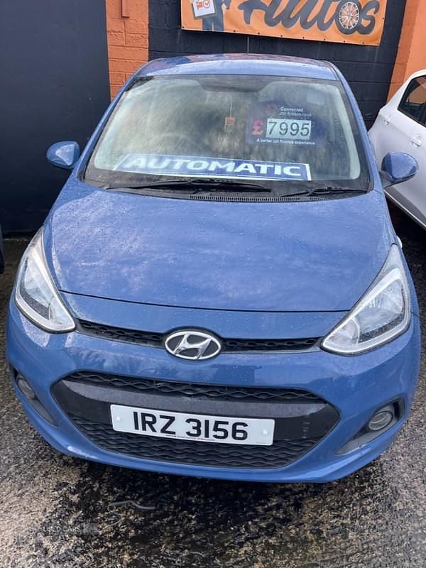 Used Hyundai i10 SE 83 HP (61 kW) 2014 Blue Hatchback