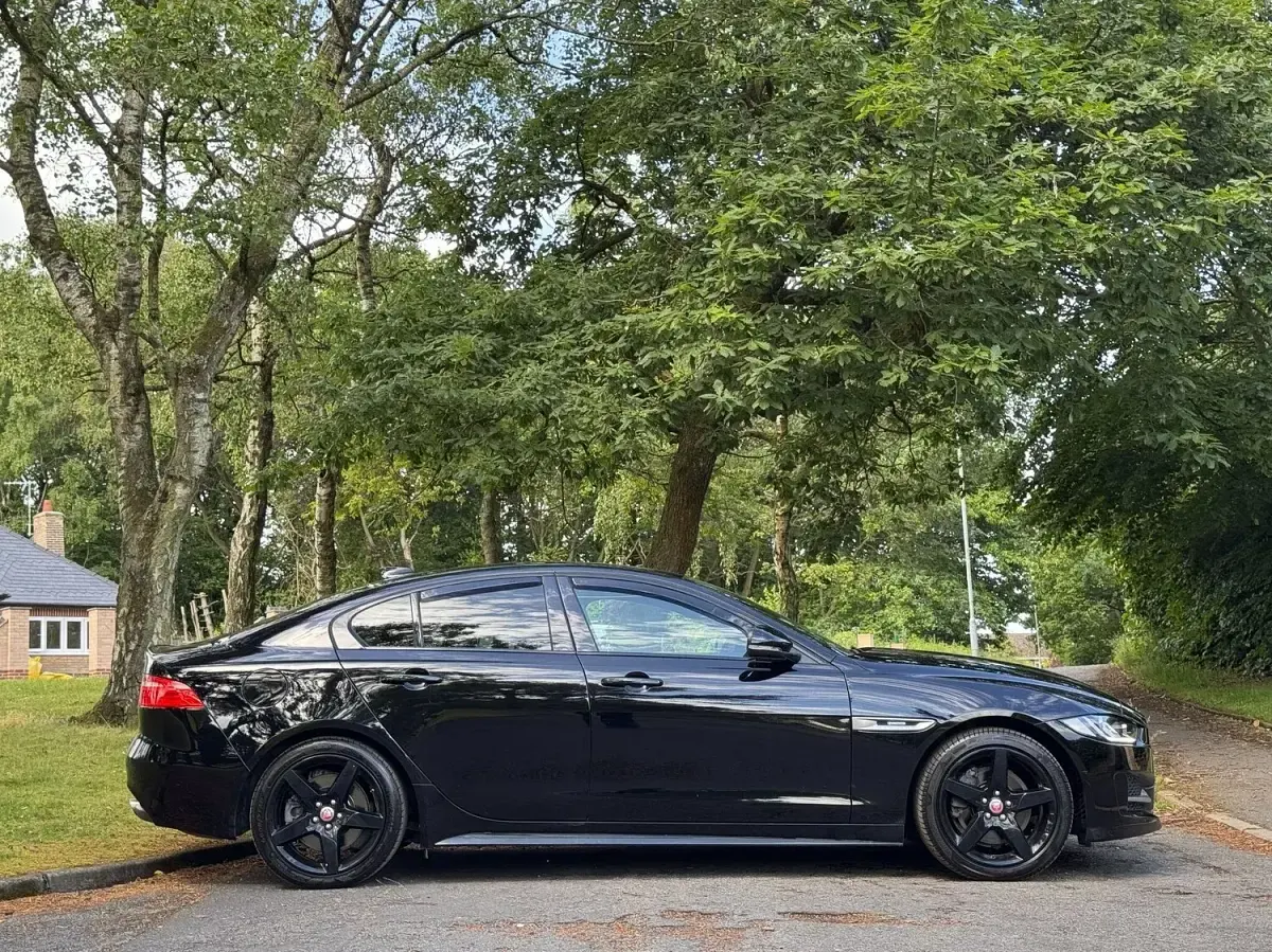 Used Jaguar XE Ingenium 2019 Black Sedan