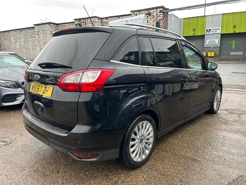 Usado Ford Grand C-Max Titanium 115 HP (84 kW) 2015 Preto Monovolume