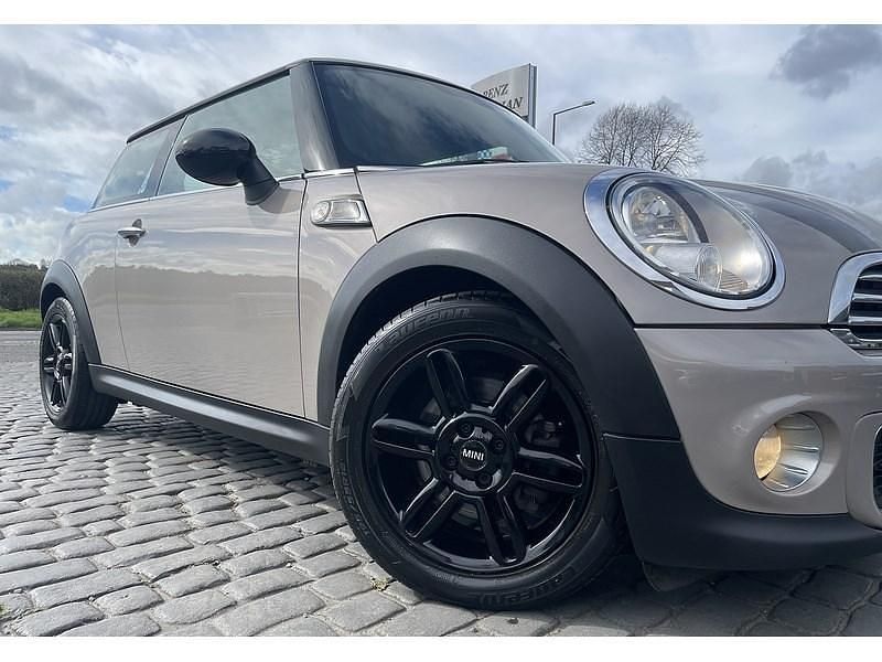 Begagnad Mini ONE Hatch 2013 Grå Halvkombi