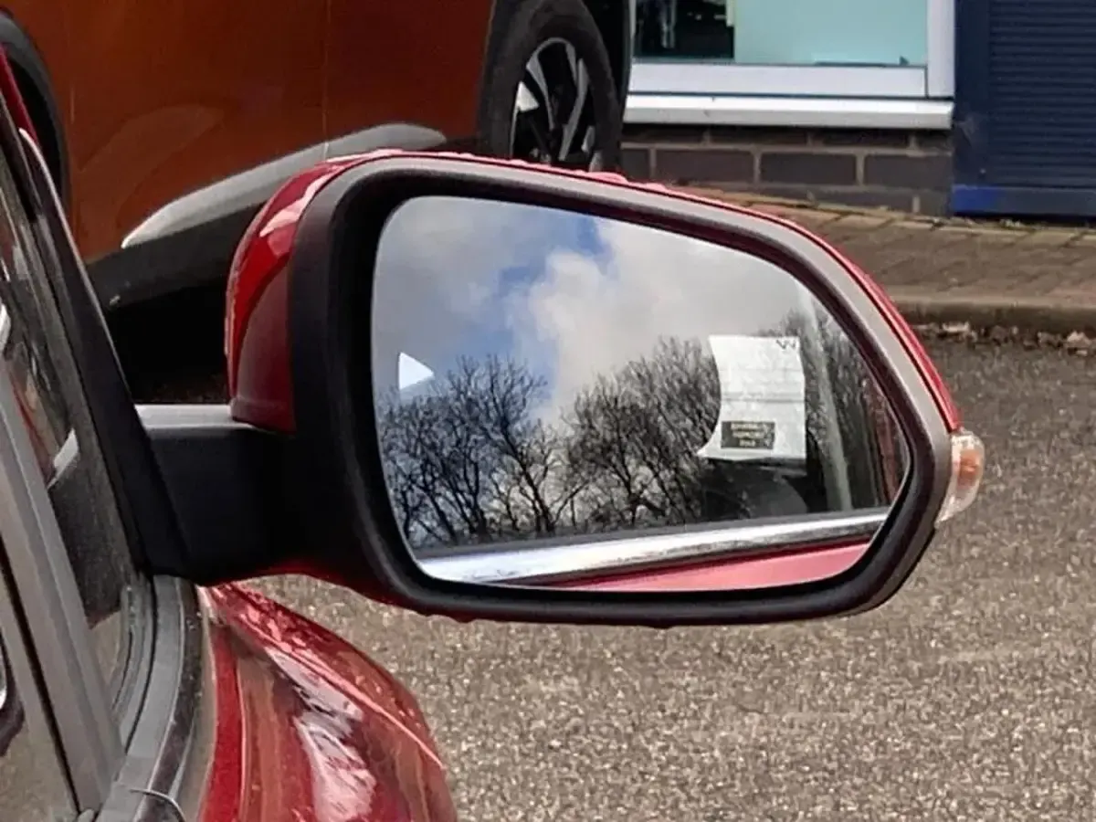 Used MG ZS Exclusive 109 HP (80 kW) 2020 Red SUV