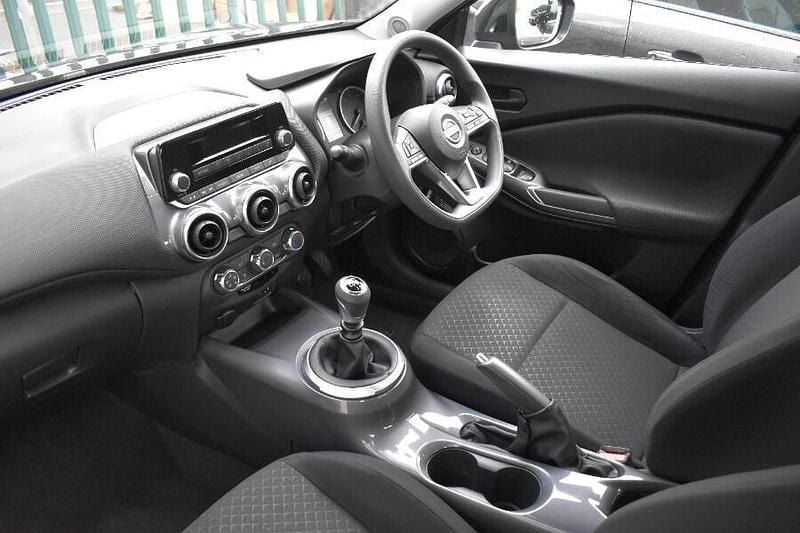 Used Nissan Juke Visia 114 HP (83 kW) 2023 Black SUV