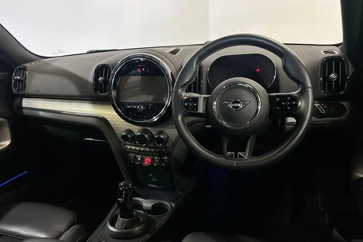 Used Mini Cooper Countryman Exclusive 134 HP (98 kW) 2022 Black SUV