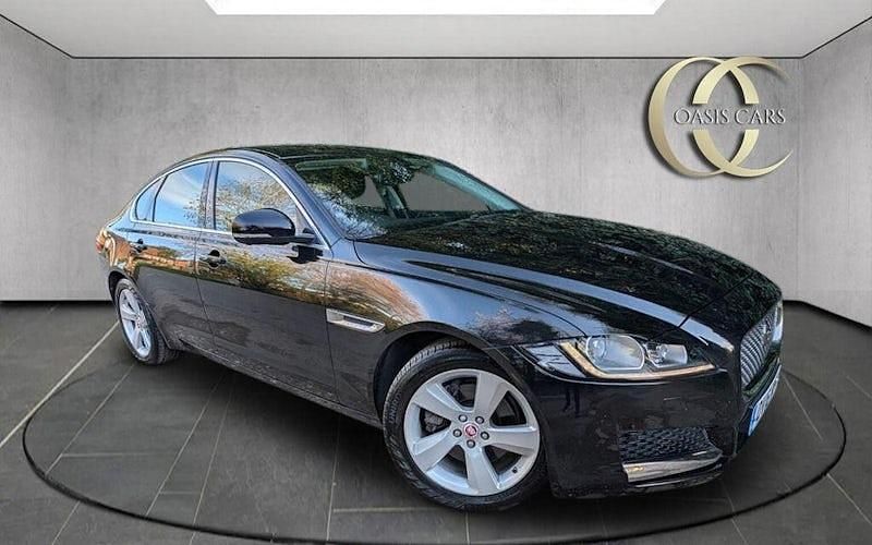 Used Jaguar XF Portfolio 179 HP (131 kW) 2020 Sedan