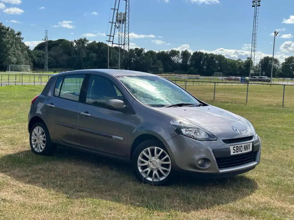 Used Renault Clio Dynamique 2010 Grey Hatchback