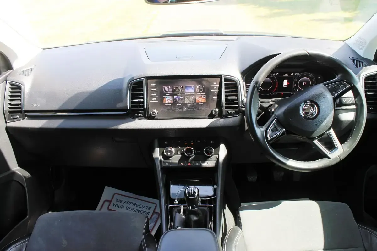 Begagnad Skoda Karoq SE L 150 HK (110 kW) 2019 Blå SUV