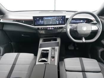 Used Vauxhall Grandland X Ultimate 136 HP (100 kW) 2025 White SUV