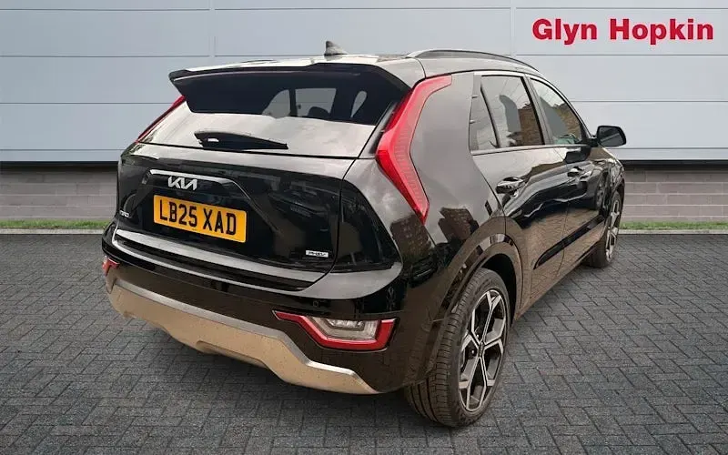 Used Kia Niro 170 HP (125 kW) 2025 Black SUV