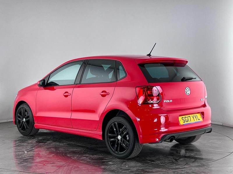 Used VW Polo R-line 110 HP (80 kW) 2017 Red Hatchback