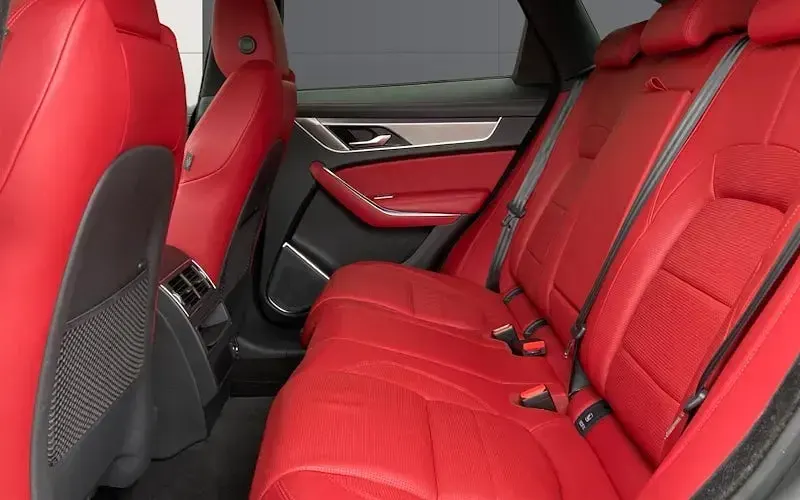Used Jaguar F-Pace R-Dynamic 300 HP (220 kW) 2021 Black SUV