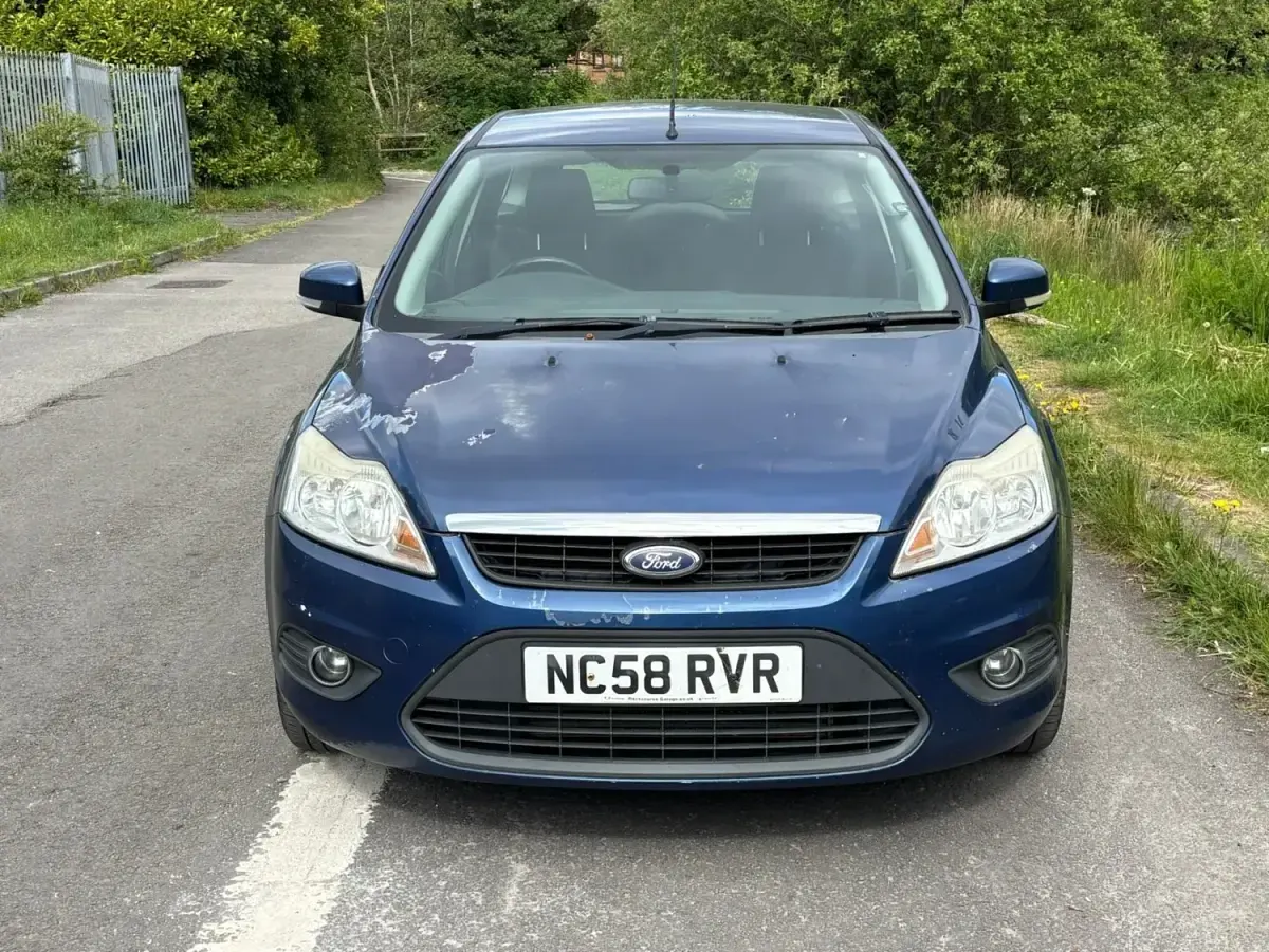 Usado Ford Focus Style 116 HP (85 kW) 2009 Azul Carrinha