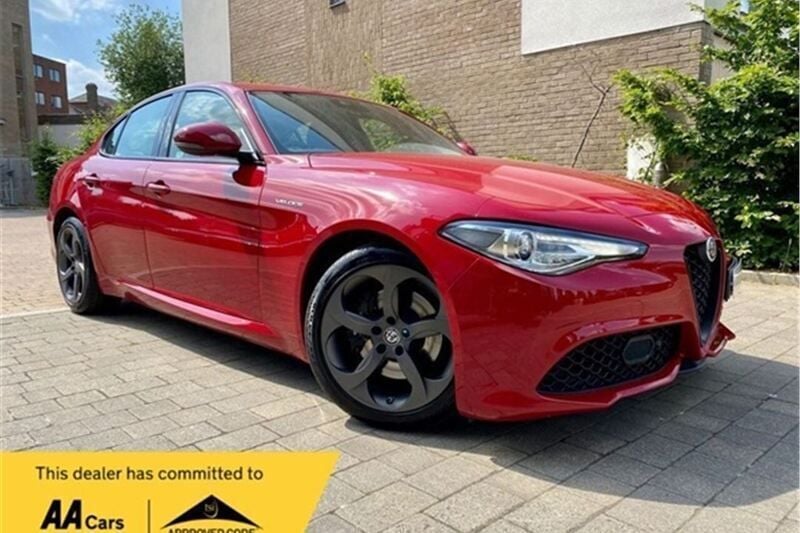 Red Used 2017 Alfa Romeo Giulia Veloce Sedan | £21,500 (Expensive) - Image 1/4