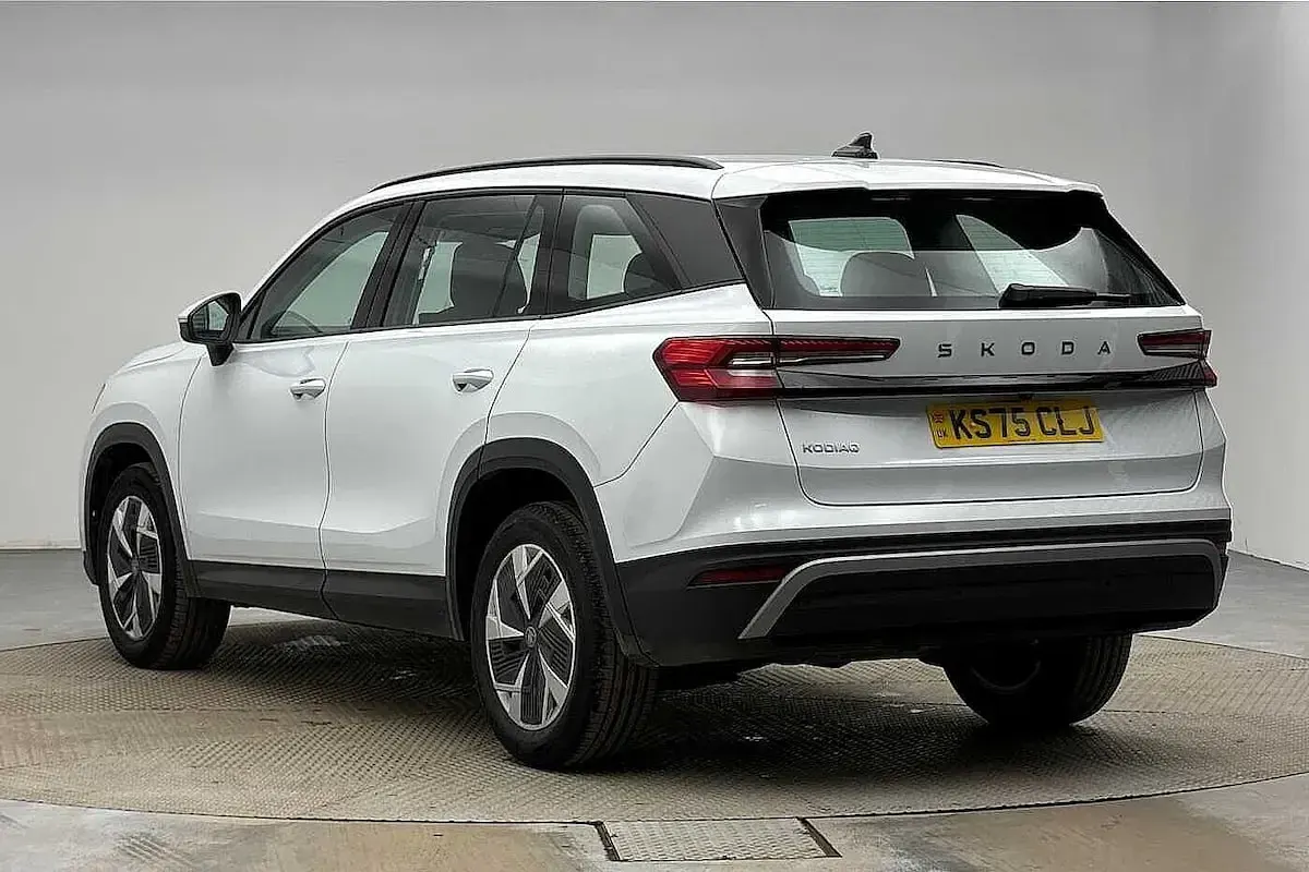 Used Skoda Kodiaq SE 150 HP (110 kW) 2026 Moon white metallic SUV