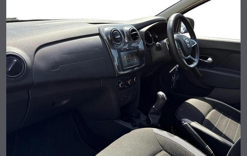 Used Dacia Sandero Comfort 90 HP (66 kW) 2019 Blue SUV