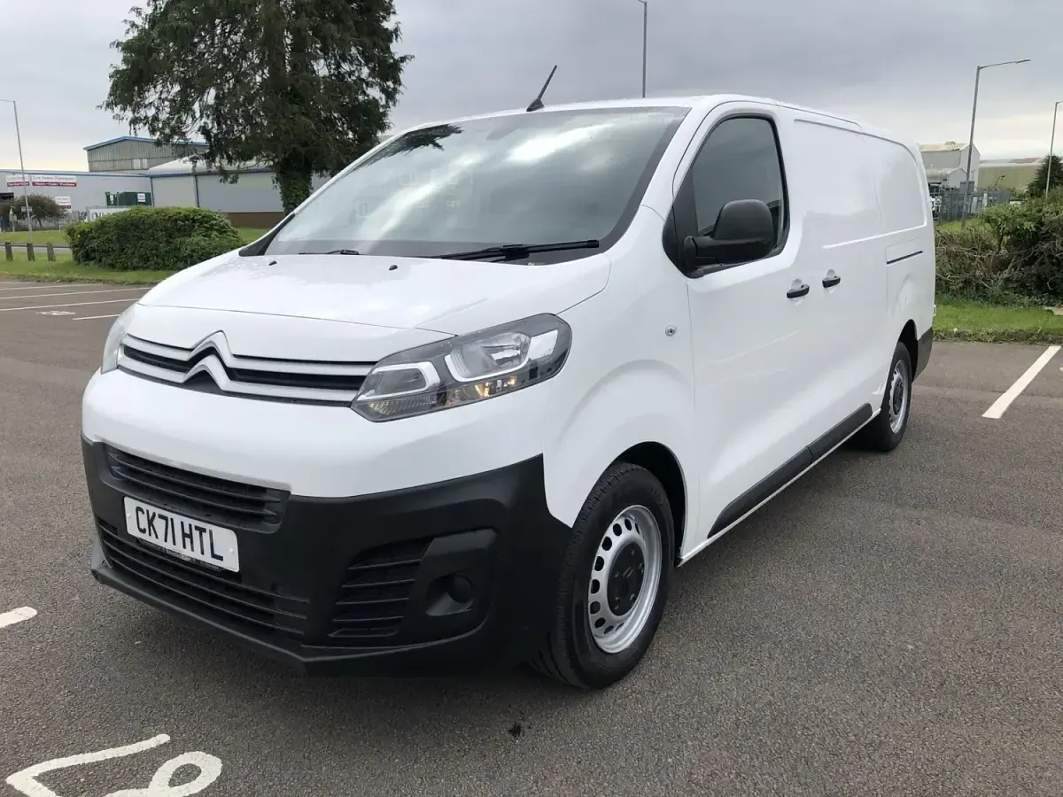 Usado Citroën Dispatch 2021 Branco Monovolume