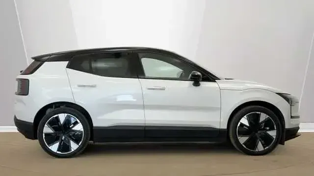 Used Volvo EX30 Performance 310 kW (422 HP) 2025 SUV