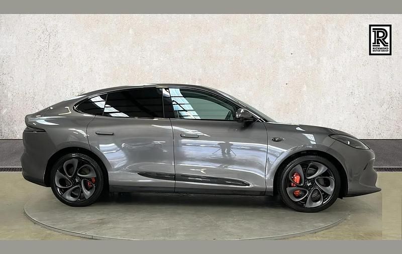 Usado MG IM6 545 kW (741 HP) 2025 Prateado SUV