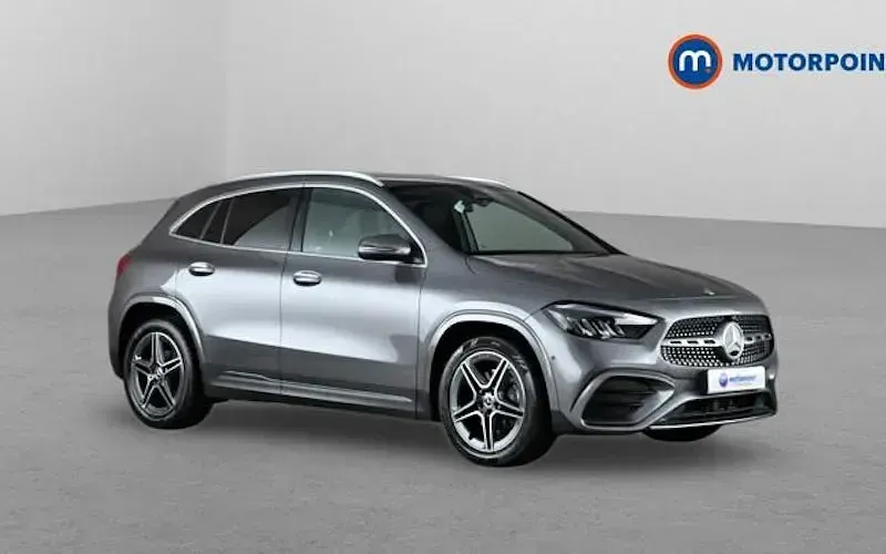 Käytetty Mercedes GLA200 Executive 163 HP (119 kW) 2026 Katumaasturi