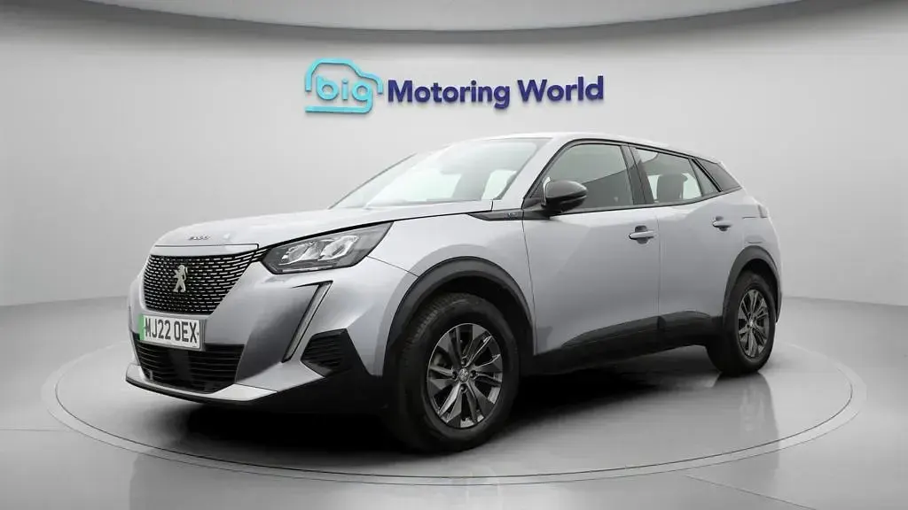 Used Peugeot e-2008 Active Premium 100 kW (136 HP) 2022 SUV