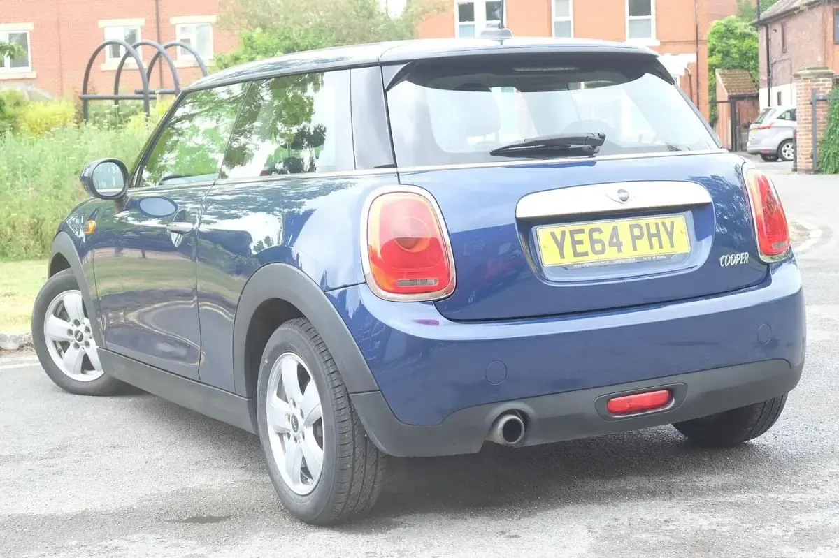 Used Mini Cooper Hatch 136 HP (100 kW) 2014 Blue Hatchback