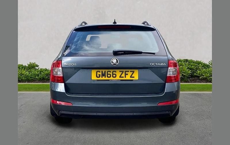 Used Skoda Octavia SE L 150 HP (110 kW) 2016 Grey Hatchback