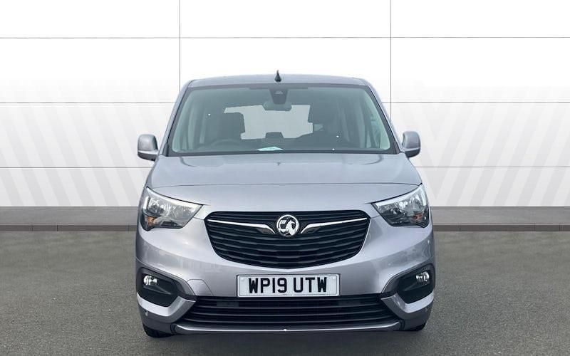 Used Vauxhall Combo 110 HP (80 kW) 2019 Grey MPV