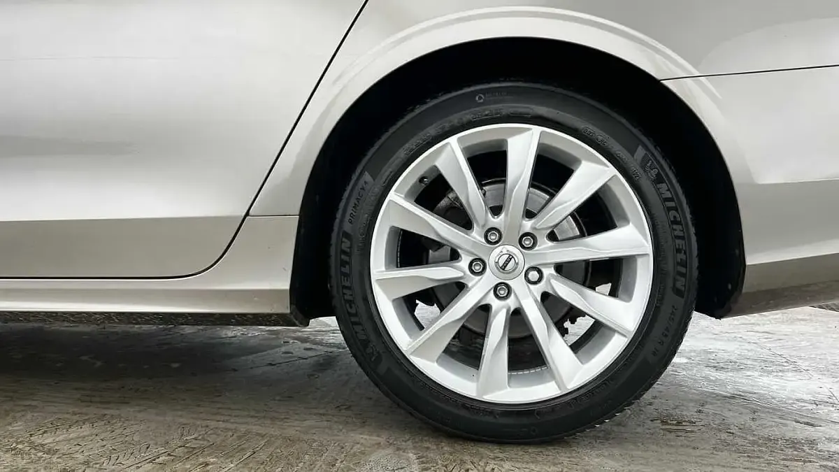 Used Volvo V90 Momentum 2022 Grey Estate