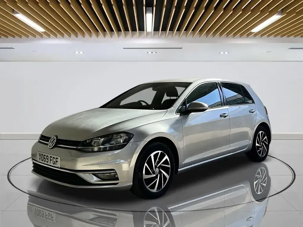 Used VW Golf VII Match 150 HP (110 kW) 2019 Silver Hatchback