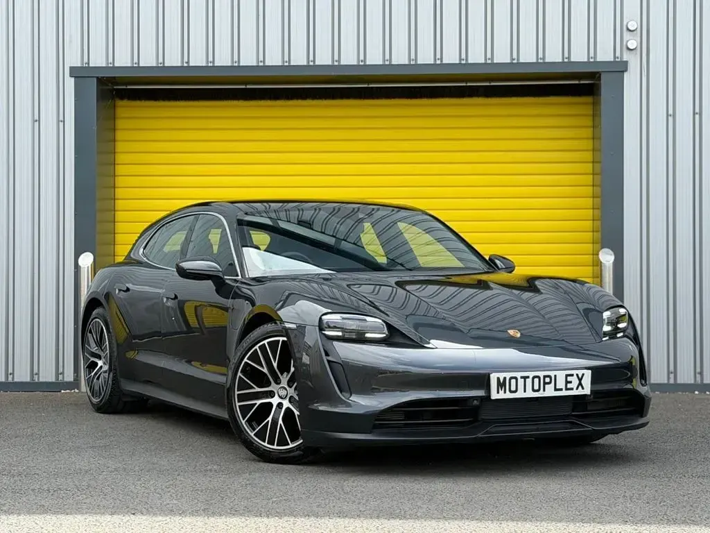 Used Porsche Taycan Performance Package 419 kW (571 HP) 2023 Grey Estate