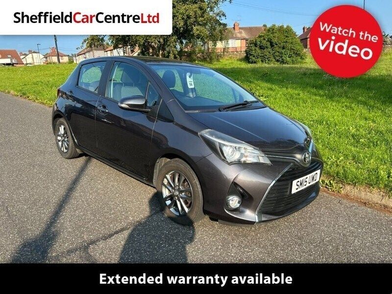 Grey Used 2015 Toyota Yaris Multidrive S Hatchback | £9,995 (Fair price) - Image 1/3