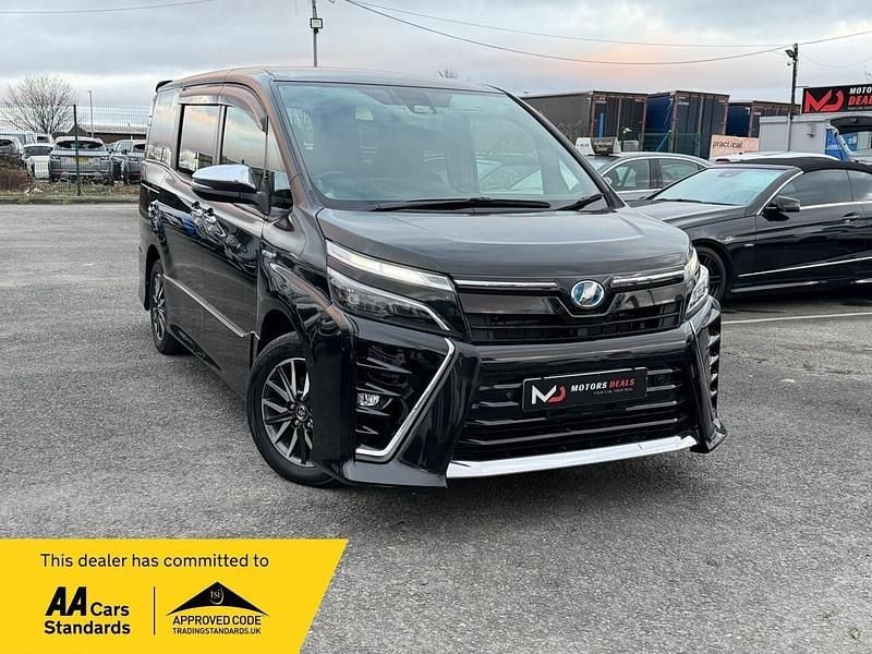 Black Used 2025 Toyota Noah MPV | £16,995 (Good price) - Image 1/3