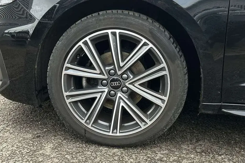Used Audi A1 S-Line 113 HP (83 kW) 2024 Black SUV