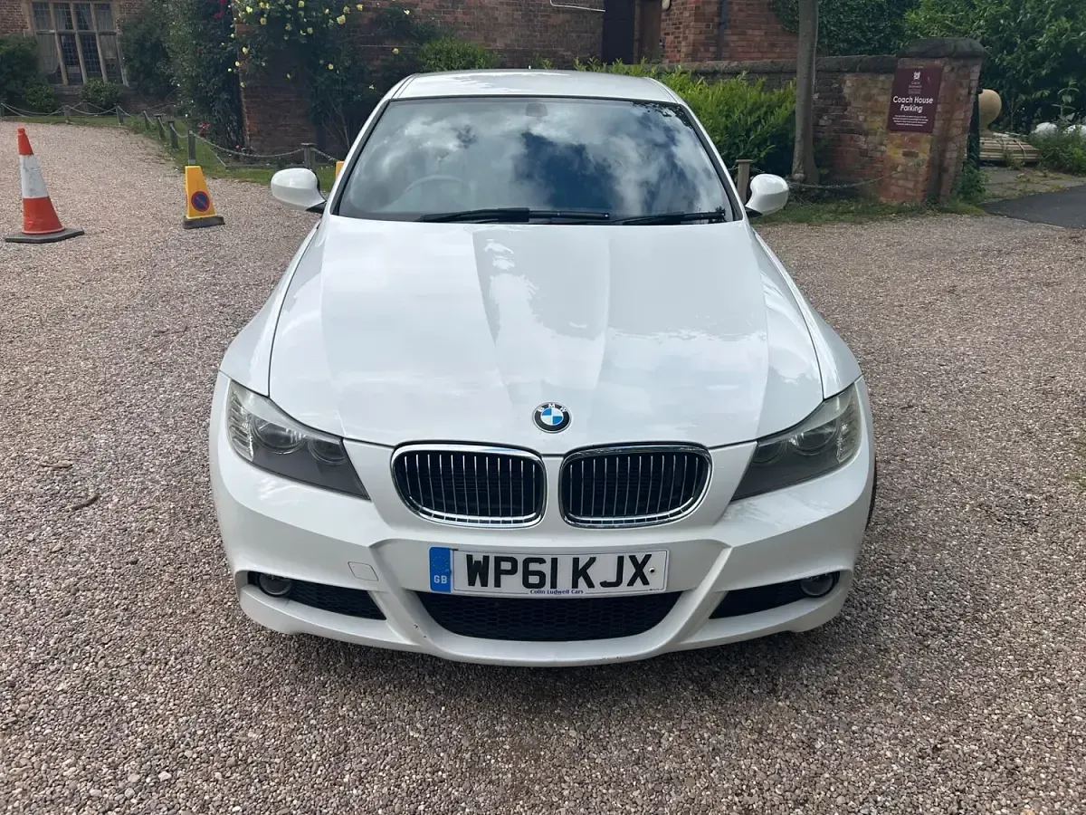Used BMW 320 Sport Line 2012 White Sedan