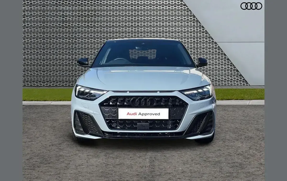 Used Audi A1 Black Edition 147 HP (108 kW) 2026 Grey SUV