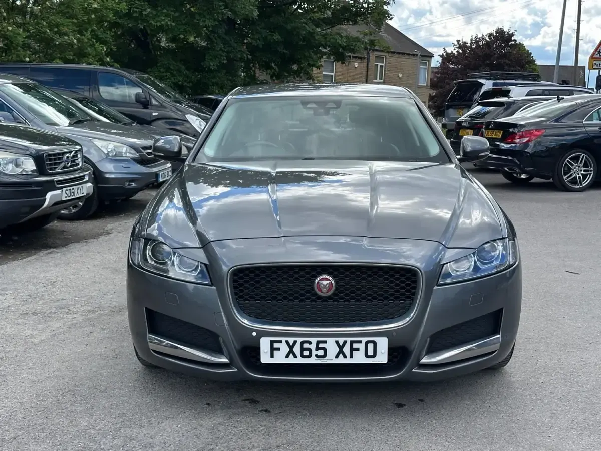 Gebraucht Jaguar XF Prestige 2015 Grau Limousine