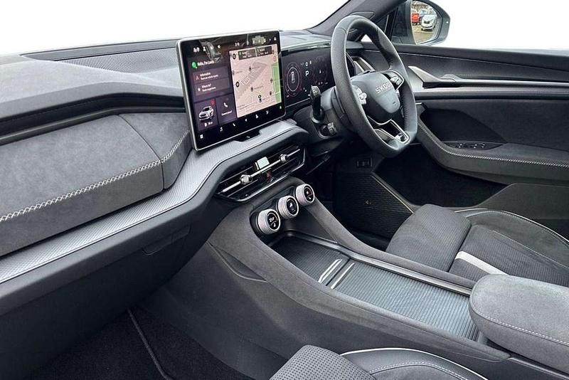 Used Skoda Kodiaq SportLine 147 HP (108 kW) 2025 Moon white metallic SUV