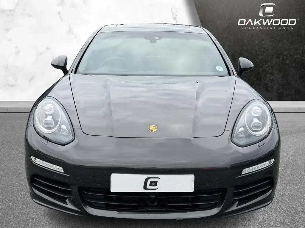Usado Porsche Panamera 416 HP (305 kW) 2016 Cinzento Citadino