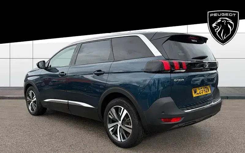 Used Peugeot 5008 Allure+ 131 HP (96 kW) 2023 Blue SUV