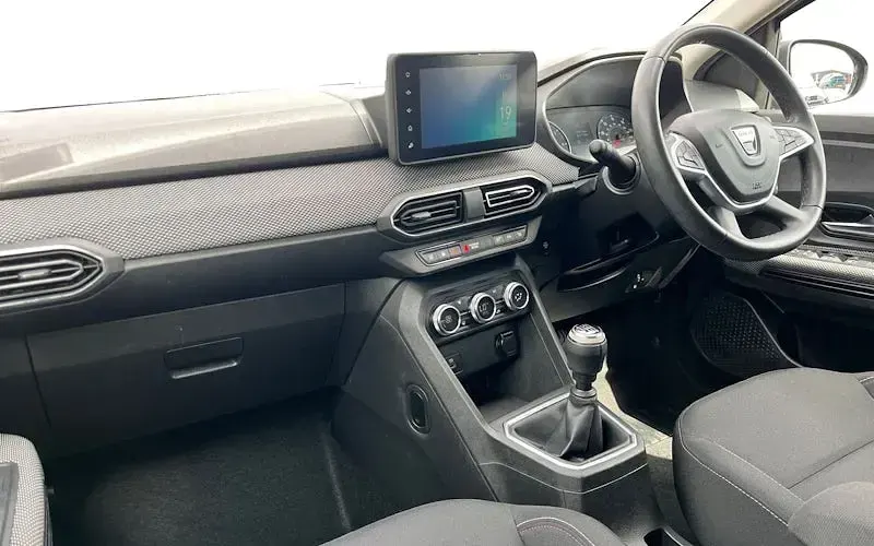 Usado Dacia Jogger Extreme 110 CV (80 kW) 2022 Gris Monovolumen