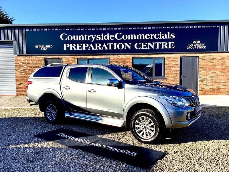 Used Mitsubishi L200 Warrior 180 HP (132 kW) 2019 Grey Pickup