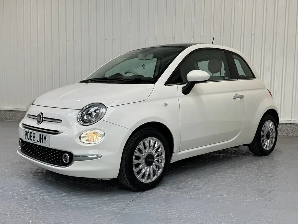 Used Fiat 500 Lounge 69 HP (50 kW) 2018 White Hatchback