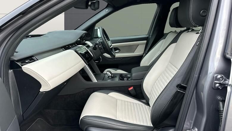 Used Land Rover Discovery Sport HSE Dynamic 204 HP (150 kW) 2024 Other SUV