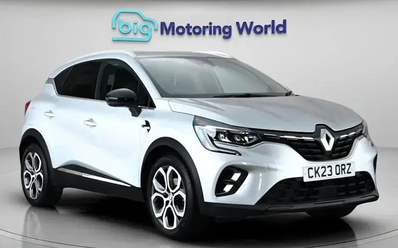 Used Renault Captur Techno 145 HP (106 kW) 2023 SUV