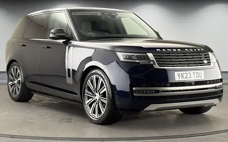 Usado Land Rover Range Rover HSE 400 HP (294 kW) 2023 SUV