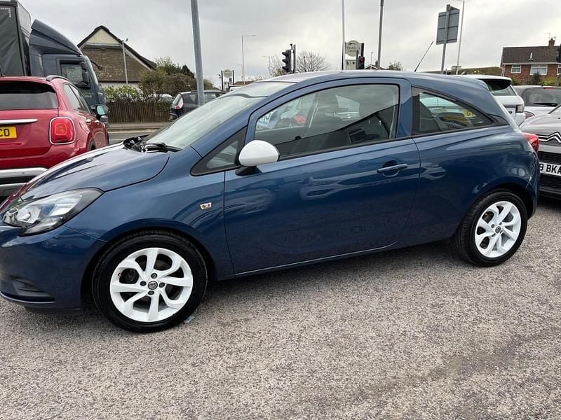 Second-hand Vauxhall Corsa 2015 Albastru Hatchback