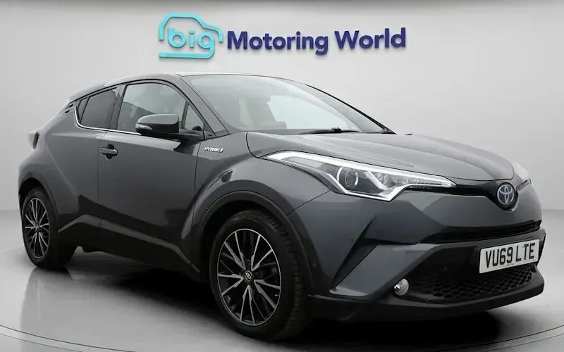 Used Toyota C-HR 122 HP (89 kW) 2019 SUV