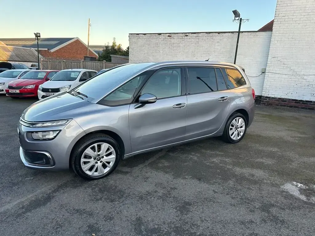 Used Citroën Grand C4 Picasso Feel 130 HP (95 kW) 2018 Grey MPV